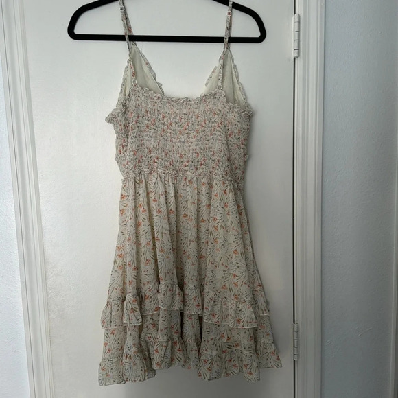 Amaryllis Floral Tan Spaghetti Strap Tiered Sundress Size Medium - Picture 6 of 7